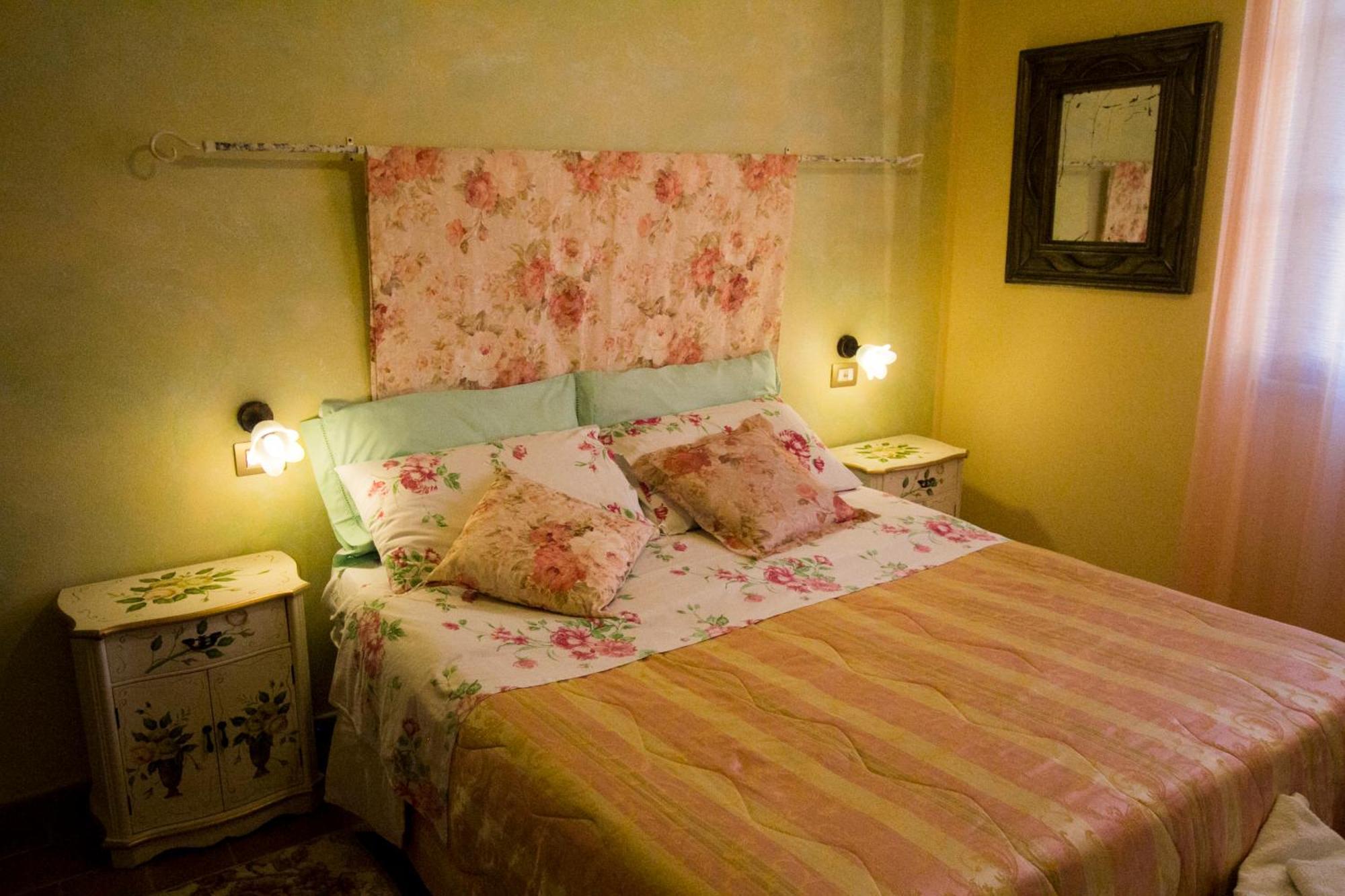 Fattoria Antonella Villa San Gimignano Room photo