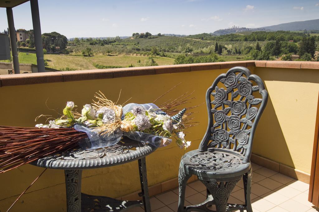 Fattoria Antonella Villa San Gimignano Exterior photo
